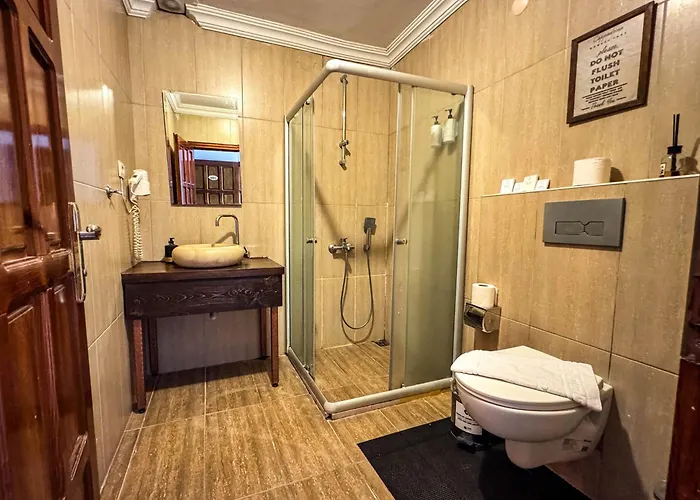 Blue Moon Cave Hotel