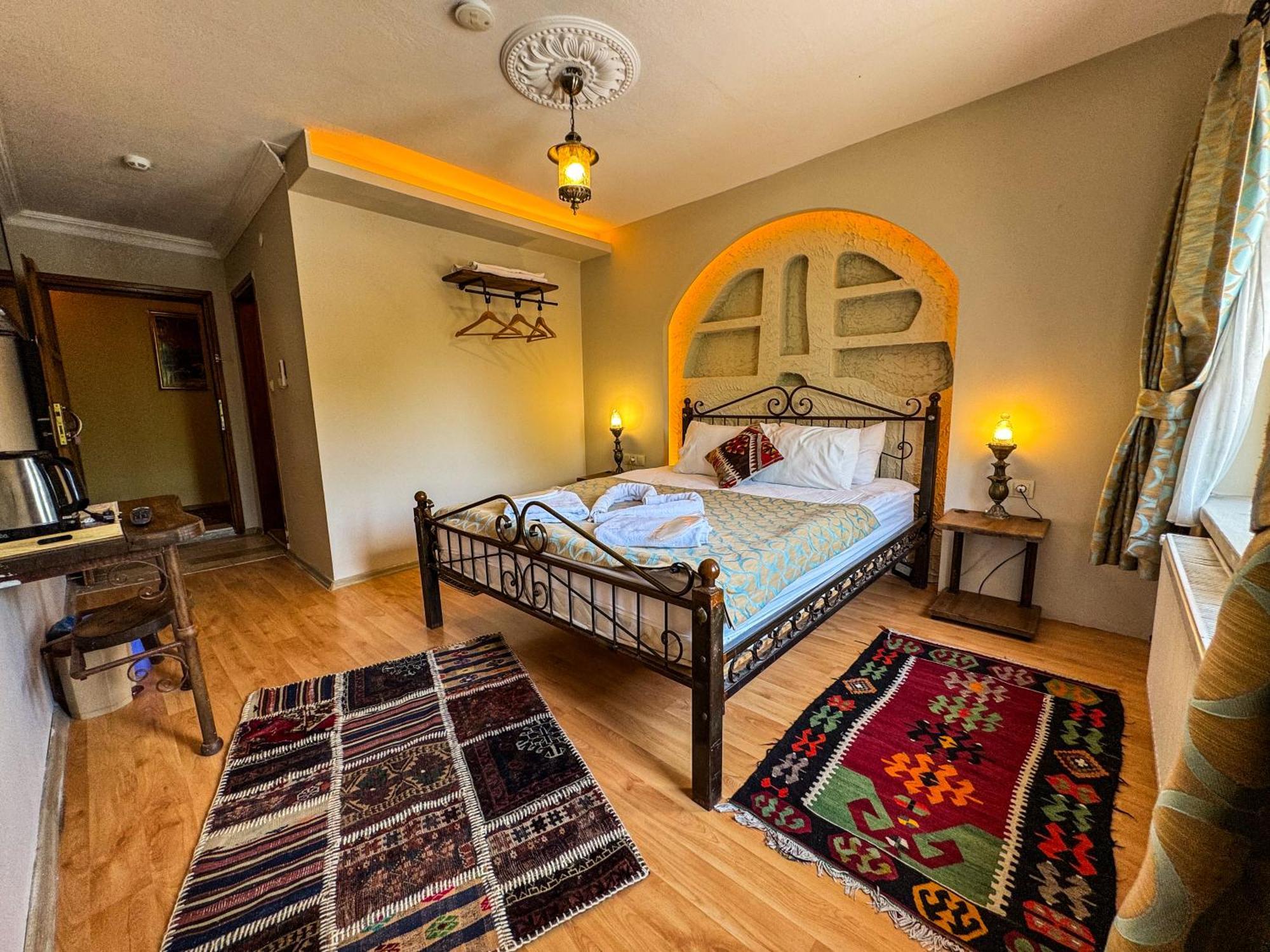 Nomads Cave & Rooftop Hotel Göreme