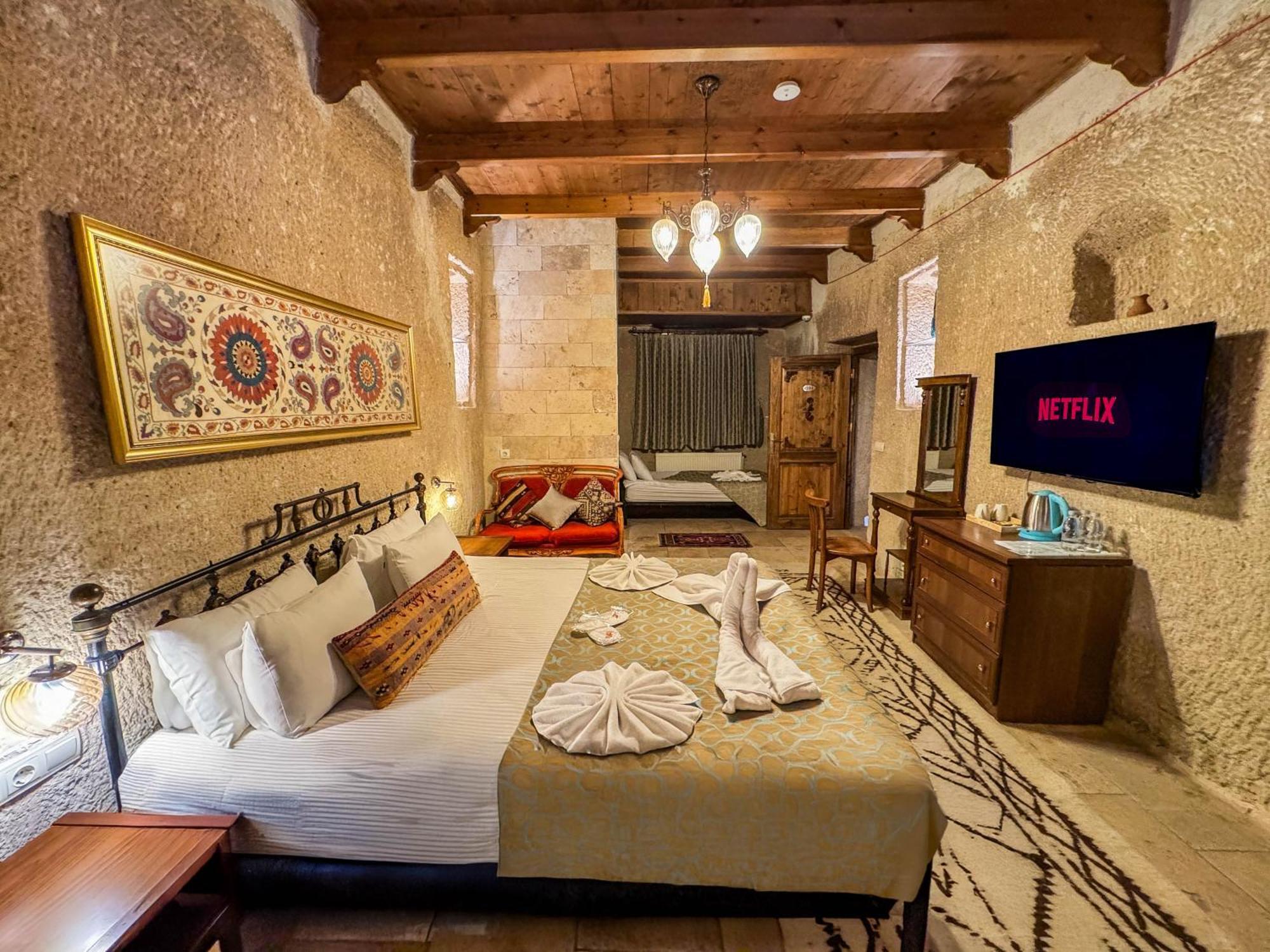Nomads Cave & Rooftop Hotel Göreme